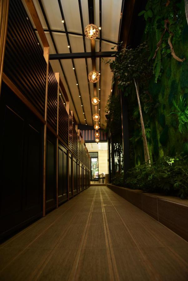 Hotel Comfort Tirana Exterior foto